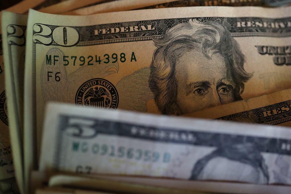 La moneda norteamericana cerró la tarde del miércoles en G. 7.770 a la venta en el mercado minorista, tras casi una semana en la cual permaneció en G. 7.760 a la venta en el cambio efectivo. Foto: AFP