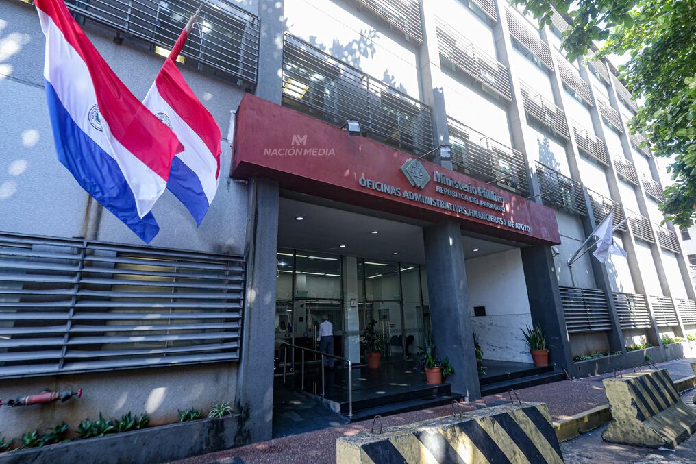 La Fiscalía de Delitos Económicos y Anticorrupción solicitan al juzgado penal de Garantías la desestimación de la causa contra Montserrat Alliana Encina sobre cobro indebido de honorarios y otros. Foto: Archivo