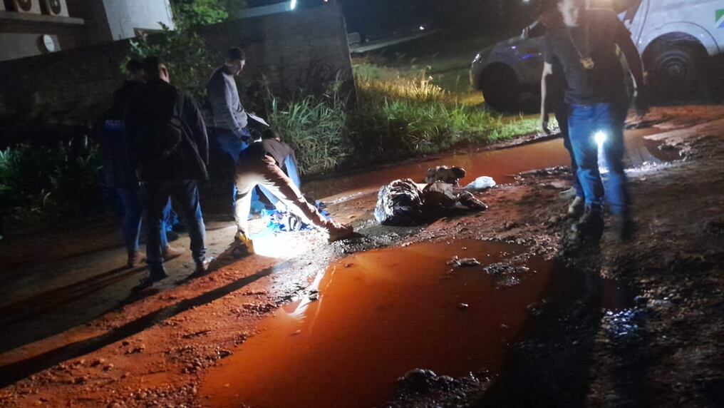 El cuerpo fue colocado por partes en bolsas separadas. Foto: Gentileza