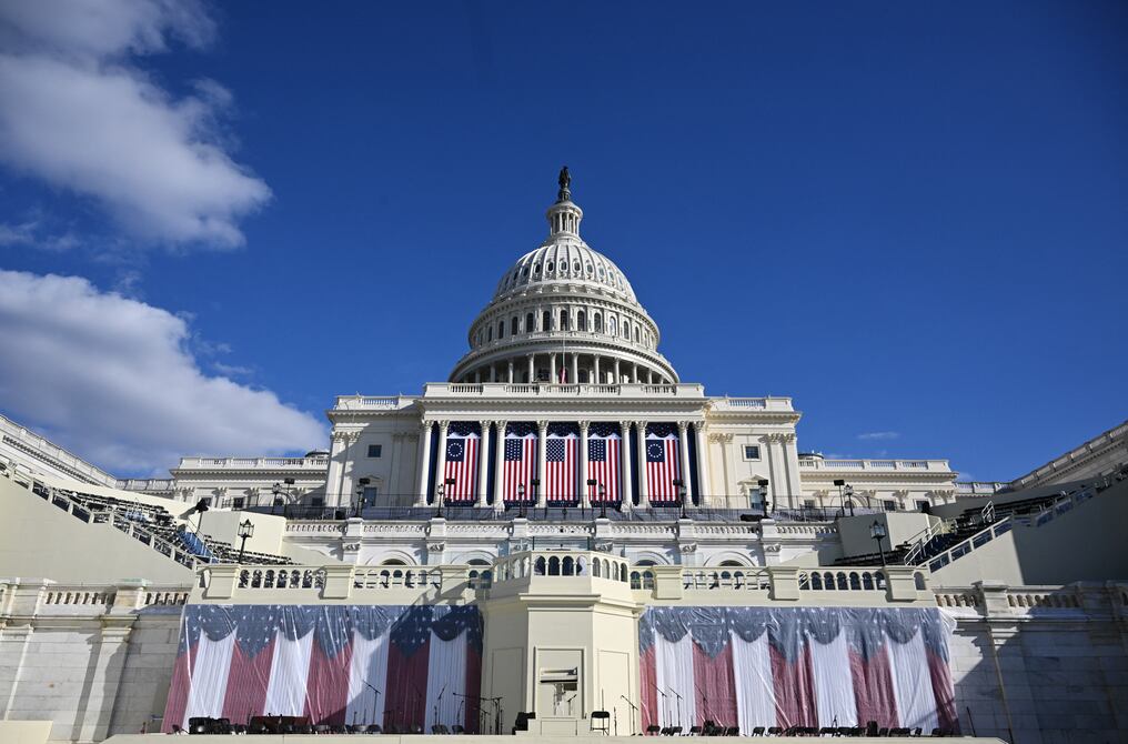 Preparativos del acto en el frente oeste del Capitolio, en Washington. Foto: Mandel Ngan/AFP