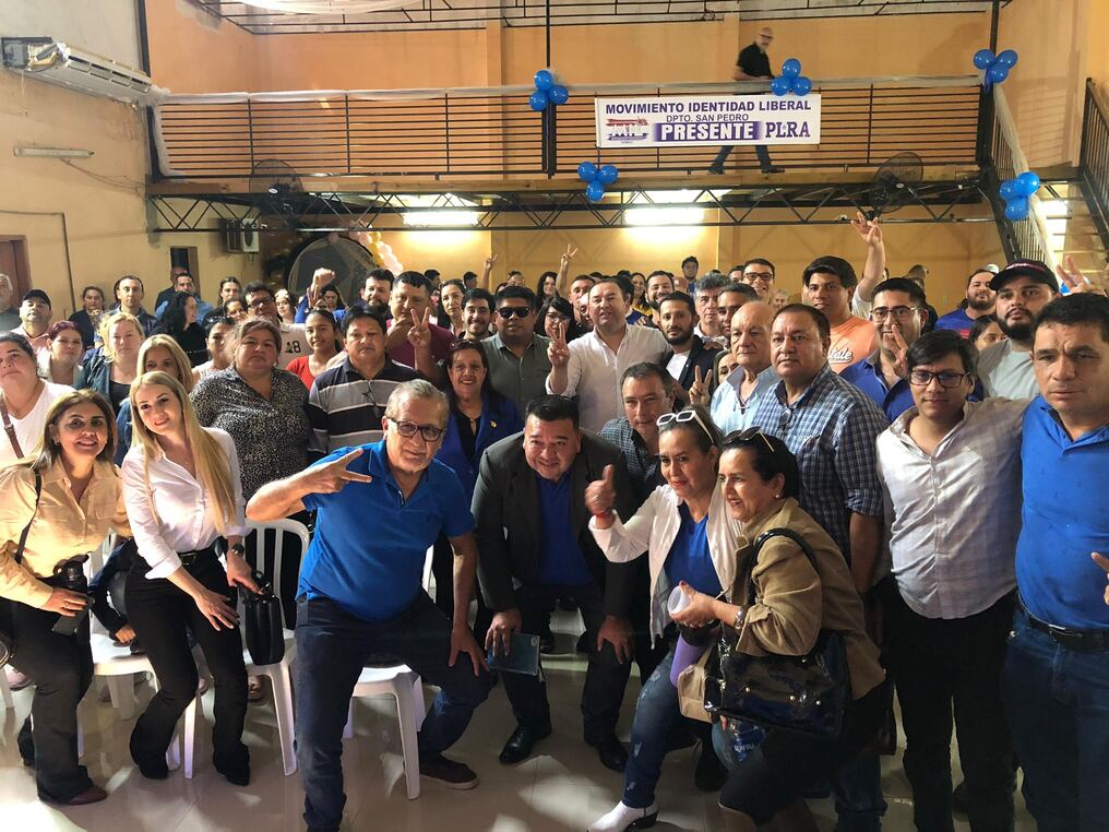 El lanzamiento del Movimiento Identidad Liberal (MIL), fue lanzado ayer sábado en la ciudad de Capiatá por varios dirigentes del PLRA. Foto: Gentileza