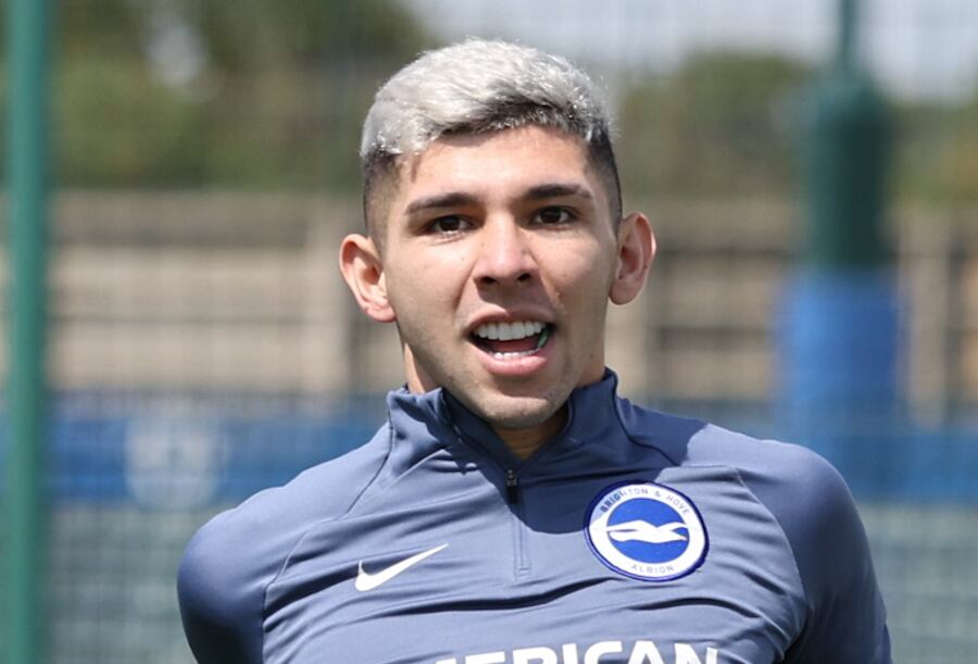 Julio Enciso.FOTO:@OFFICIALBHAFC