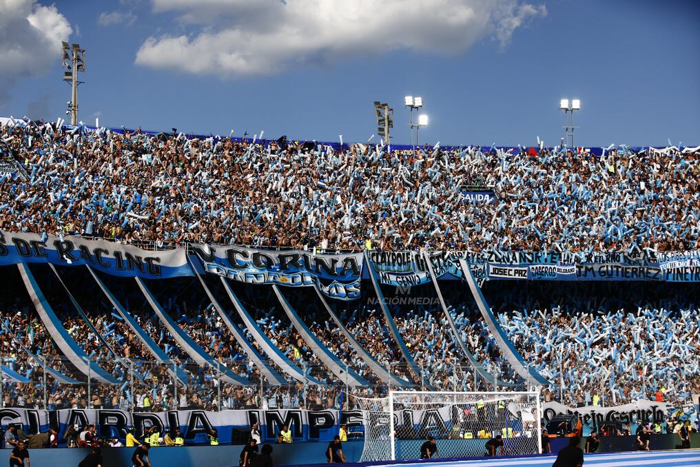 A estadio repleto se jugó la final de la Sudamericana en Asunción. Foto: Eduardo Velázquez