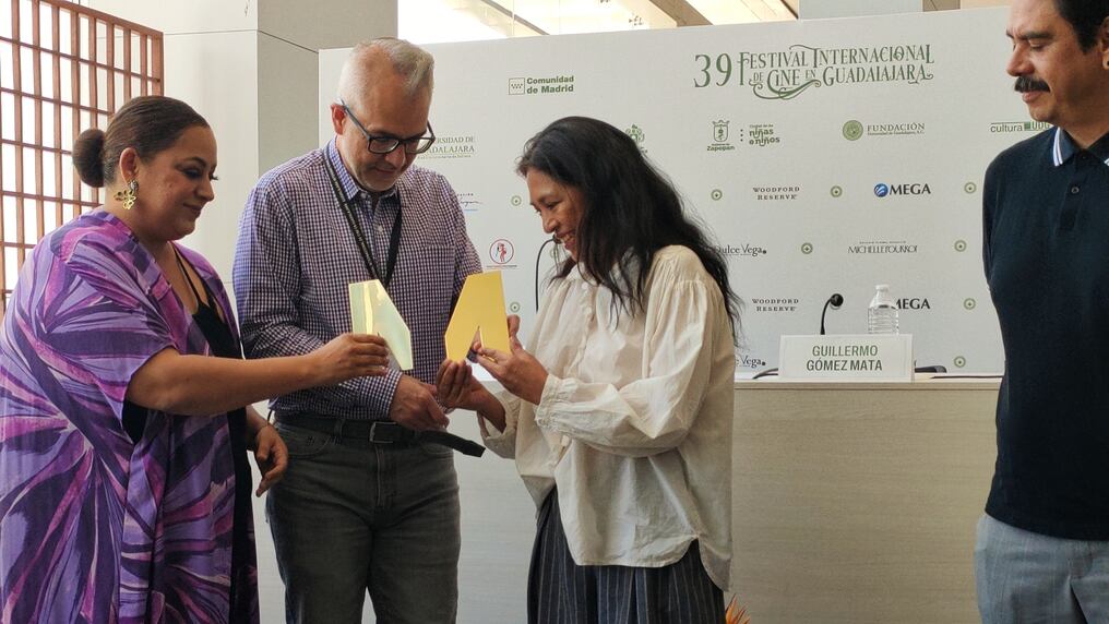 La actriz recibió el Premio Maguey. Foto: David Sánchez