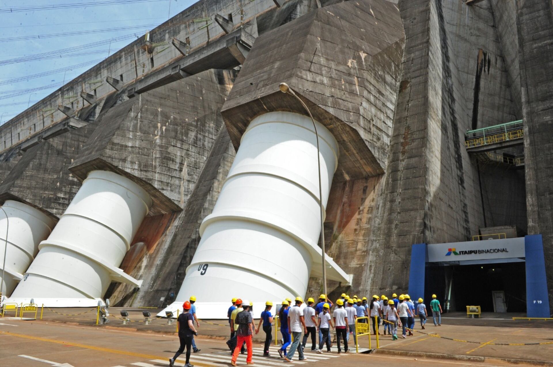 La central hidroeléctrica es uno de los lugares más visitados de la ciudad con 500.000 personas registradas al año. Foto: Gentileza