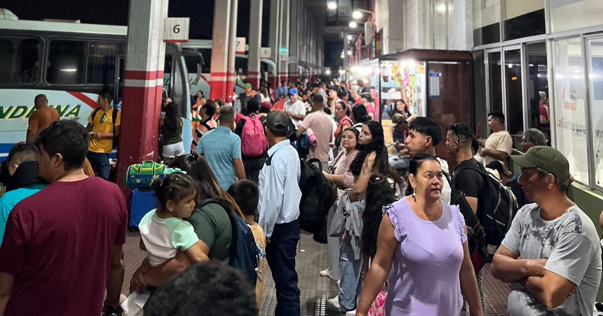 Más de 21.000 personas pasaron durante el Miércoles Santo por la Estación de Buses