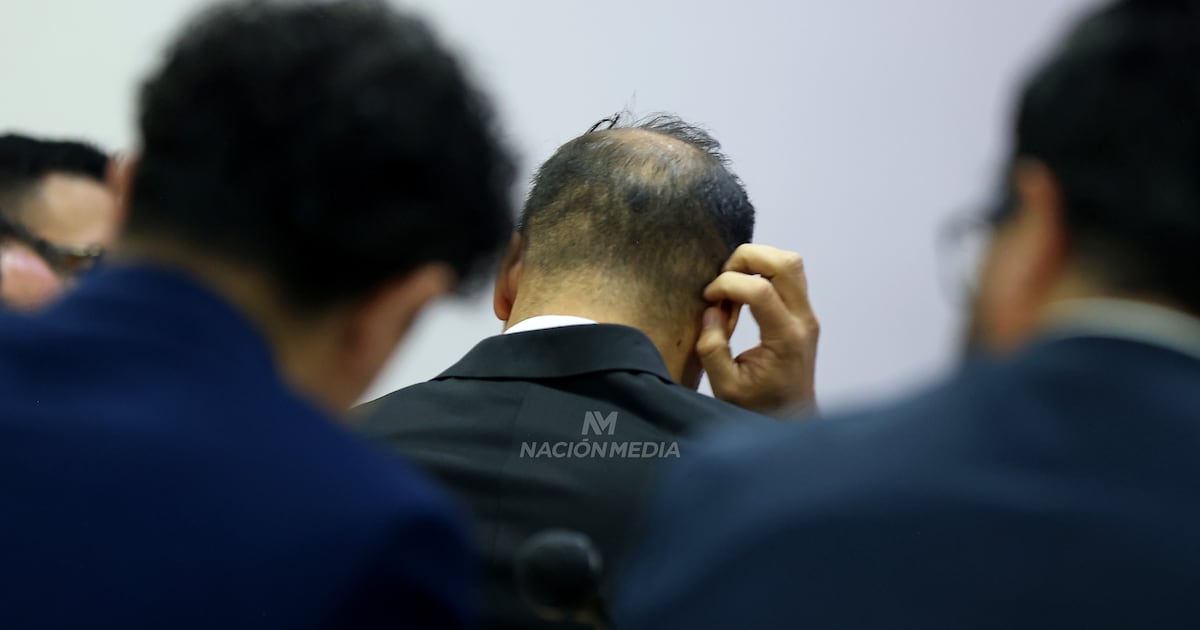 Prieto propone despidos masivos en el sector público