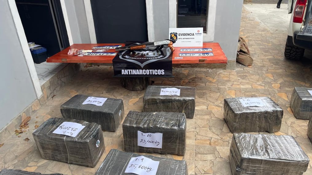 Carga de 880 kilos de marihuana incautada en abril pasado. supuesto responsable está imputado y pidieron declaración de rebeldía. Foto: Gentileza