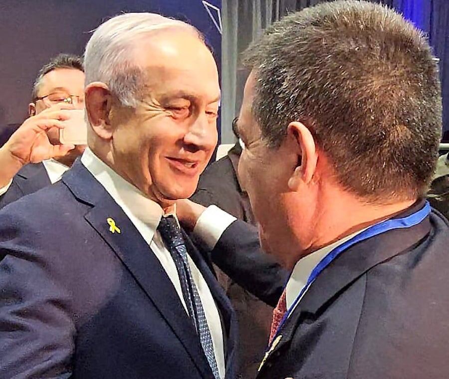 Luego de una intensa agenda desarrollada en Israel, por invitación del primer ministro Benjamín Netanyahu; el titular de la ANR Horacio Cartes y su comitiva retornaron al país. Foto: Gentileza