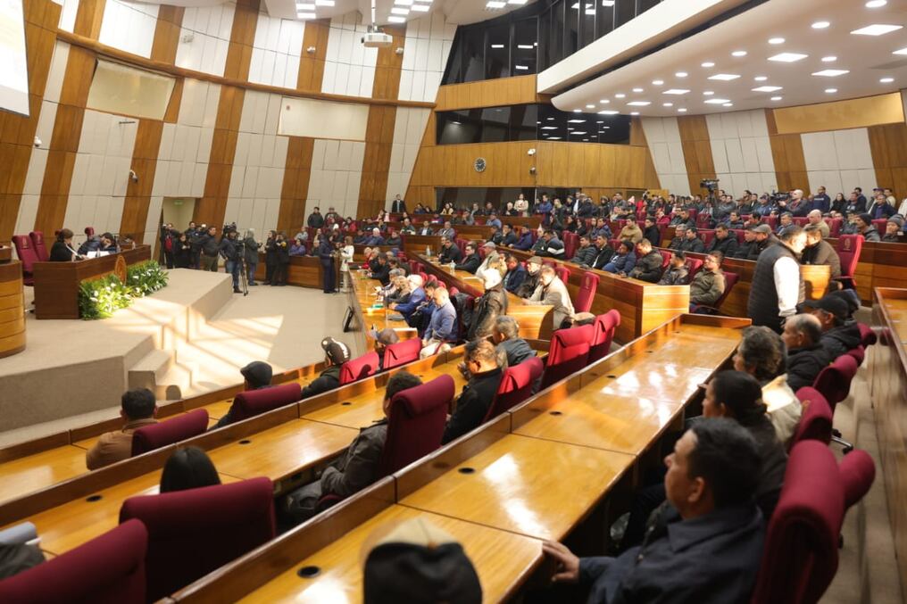 Existen posturas dispares desde el sector de la minería con relación a esta iniciativa legislativa. Foto: @SenadoresPy
