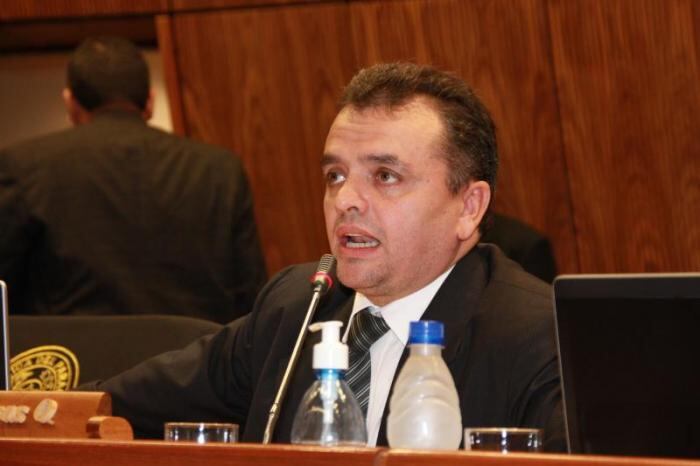 Carlos Augusto Liseras fue diputado por Central de la ANR en el periodo 2008-2013.Foto: @baccnpy