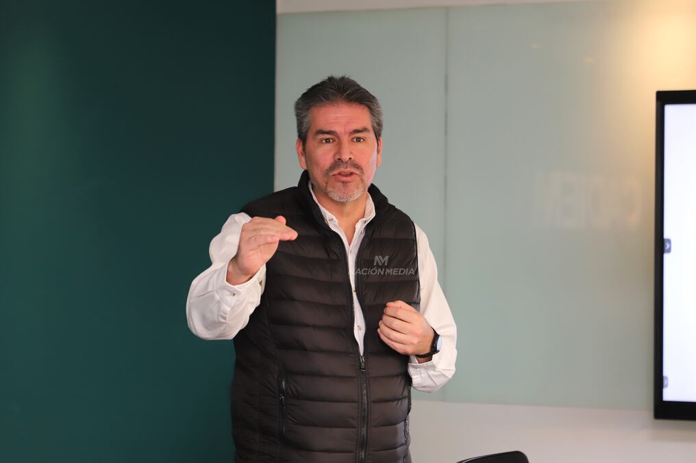 El clima de incertidumbre provoca que las empresas posterguen sus inversiones, dijo César Paredes. Foto: Néstor Soto