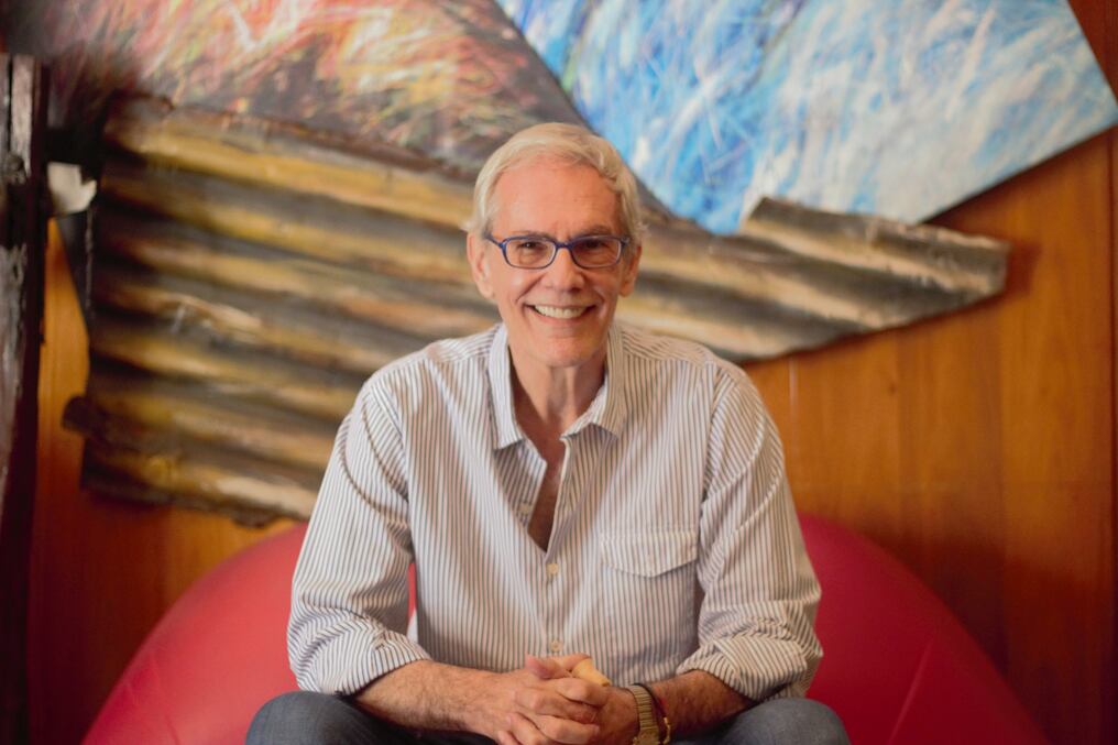 José Daniel Nasta resume en un nuevo libro artículos que publicó sobre marketing, publicidad y comunicación. Foto: Archivo
