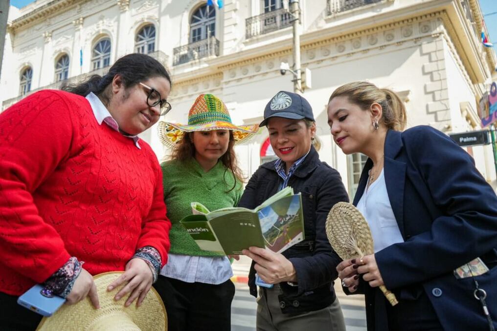 El nuevo proyecto de la Secretaría Nacional de Turismo invita a conocer el centro histórico de la ciudad. Foto: Senatur