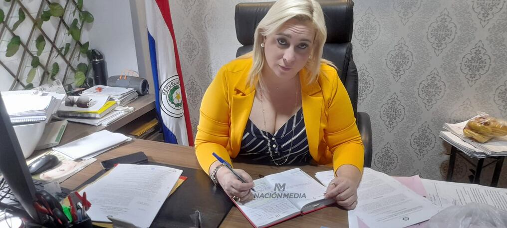 La fiscal Vivian Coronel dijo que la profesora se percató que algo pasaba con la niña, atendiendo a señales que mostraba la menor. Foto: Dolly Galeano