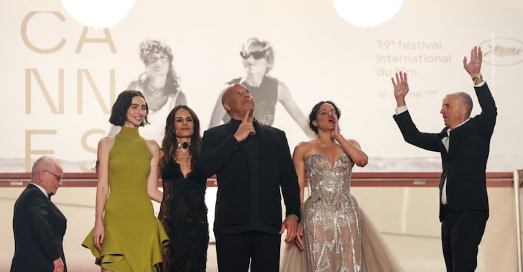 El elenco de “Rápido y Furioso” junto a Meadow Walker, en Cannes.