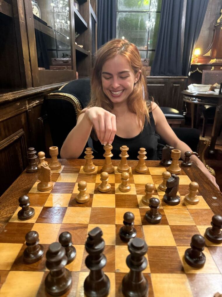 Lorde jugó un partido de ajedrez con Addison Rae. Foto: x.com/@TheLordeCult