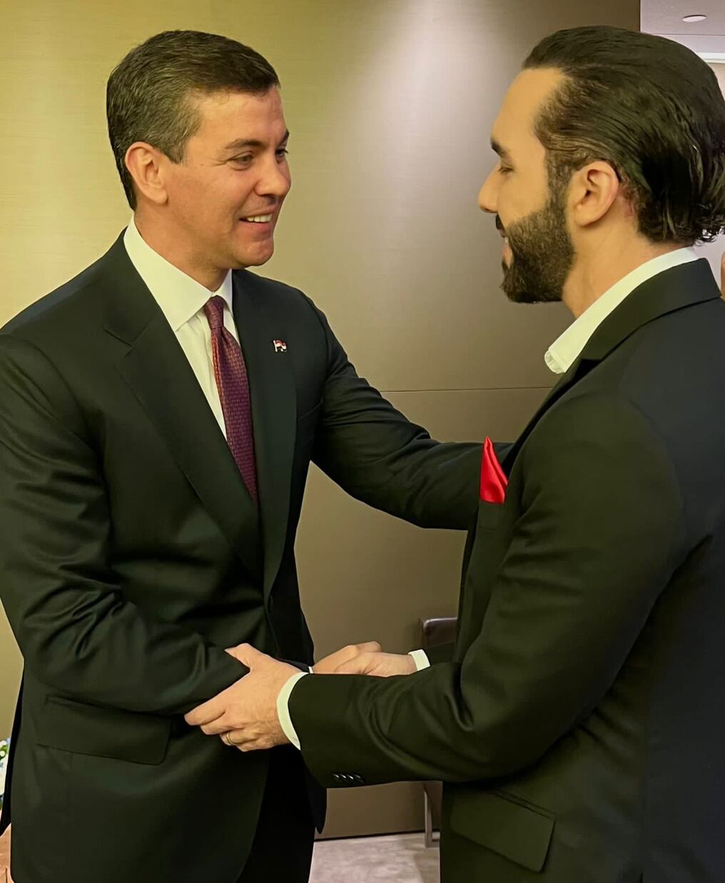 En setiembre pasado, el mandatario paraguayo coincidió con Bukele durante la Asamblea de la ONU en Nueva York. Foto: Archivo