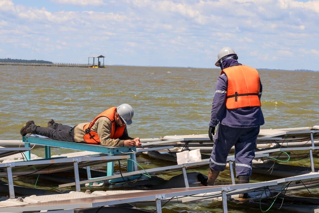 Prosiguen las pruebas durante la fase experimental de energizaci�n de la planta en la Margen Derecha de la hidroel�ctrica. Foto: Gentileza