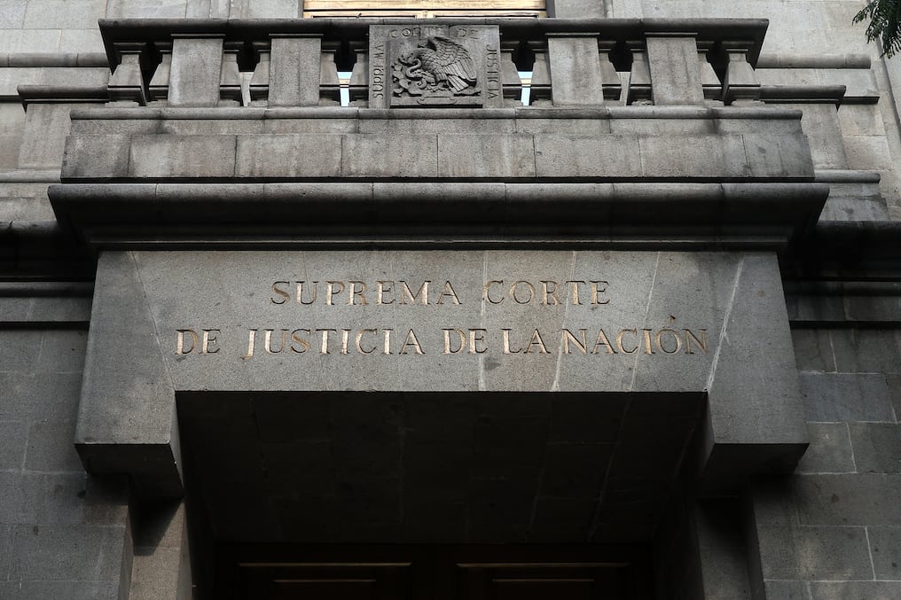 Vista de la fachada de la Suprema Corte de Justicia de la Nación mientras continúa la suspensión de sus actividades. Foto: Silvana Flores/AFP