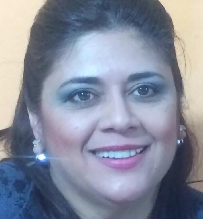 Graciela Barreto, especialista de la Secretaría Nacional Antidrogas (Senad) colabora con el equipo de voluntarios. Foto: Archivo