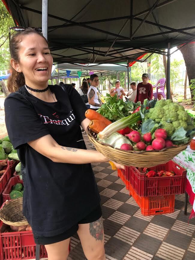 Variedad de hortalizas en la Feria de la Red Agroecológica. Foto: Gentileza