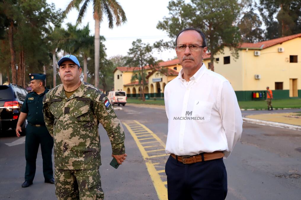 El ministro de Defensa Nacional, Óscar González, destacó la amplitud de los operativos desarrollados desde la cartera. Foto: Jorge Jara