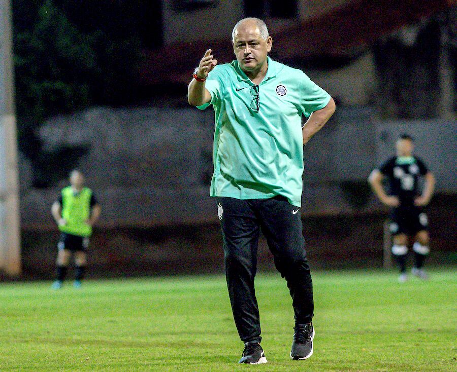 Francisco “Chiqui” Arce dirigirá su primer partido a Olimpia ante Nacional en su segundo ciclo en el club.FOTO:@OLIMPIAMEDIA