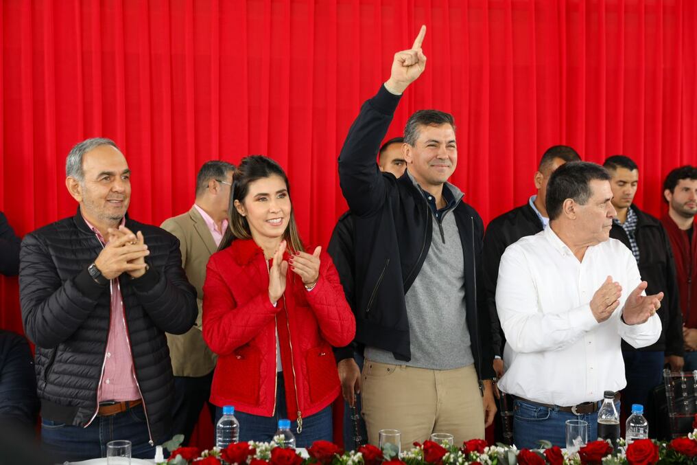 La gobernadora de Paraguarí, Norma Zárate, resaltó la excelente jornada partidaria que se tuvo ayer en Yaguarón. Foto: Gentileza