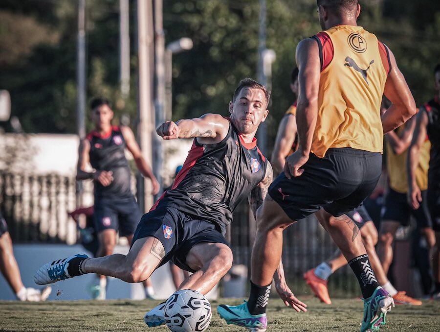Robert Piris da Motta se muestra ambicioso en este inicio de temporada
de Cerro Porteño.FOTO: CLUB CERRO PORTEÑO