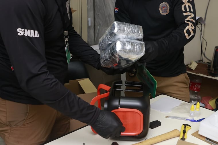 La caja fue detectada en una supuesta caja de batería.