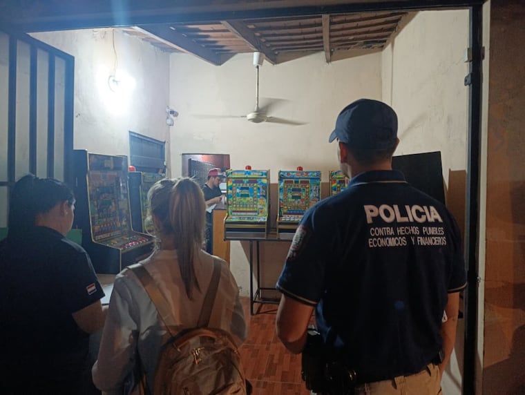Menores jugaban en tragamonedas cerca de escuelas: allanan seis locales en Capiatá