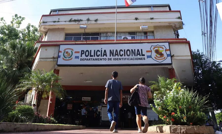 Si bien el procesamiento de los documentos no ha parado, sí se ha visto disminuido en un 50 %, informaron. Foto: Archivo