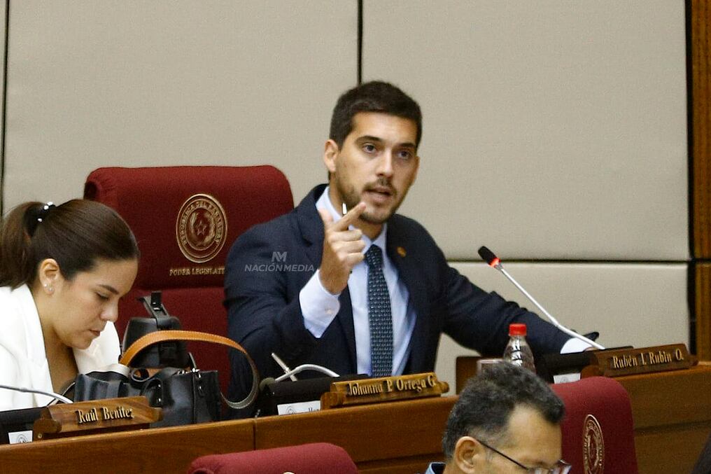 Rubén Rubin considera que la oposición debe apoyar proyectos estatales que benefician a la ciudadanía. Foto: Emilio Bazán