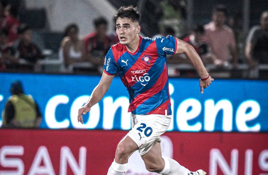 Wilder Viera reaparecerá en el equipo titular de Cerro ante Luqueño tras cumplir su sanción de dos partidos.FOTO:@CCP1912OFICIAL