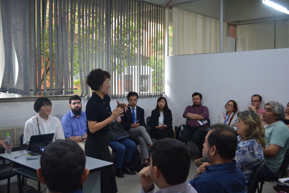 En la oportunidad, presentaron el proyecto de responsabilidad social universitaria que Taiwán Tech lleva adelante con otras instituciones y que buscan implementar en la alta casa de estudios. Foto: Gentileza