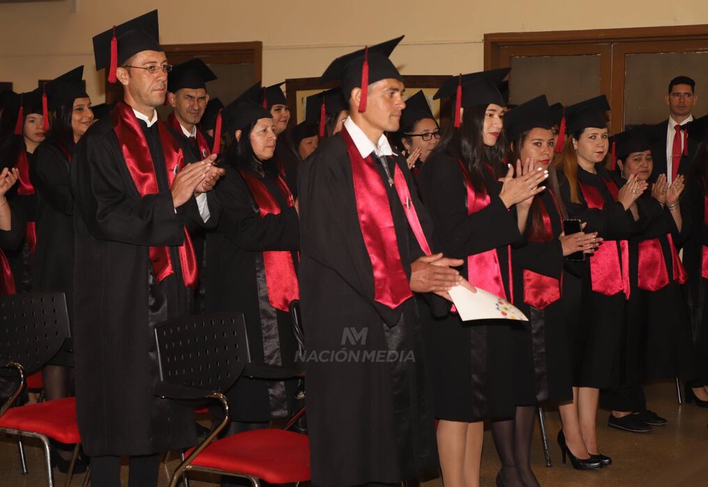 El Centro de Capacitación y Formación Laboral “General Bernardino Caballero” desarrolló su acto de clausura, siendo graduados unos 60 alumnos de la institución. Foto: Jorge Romero