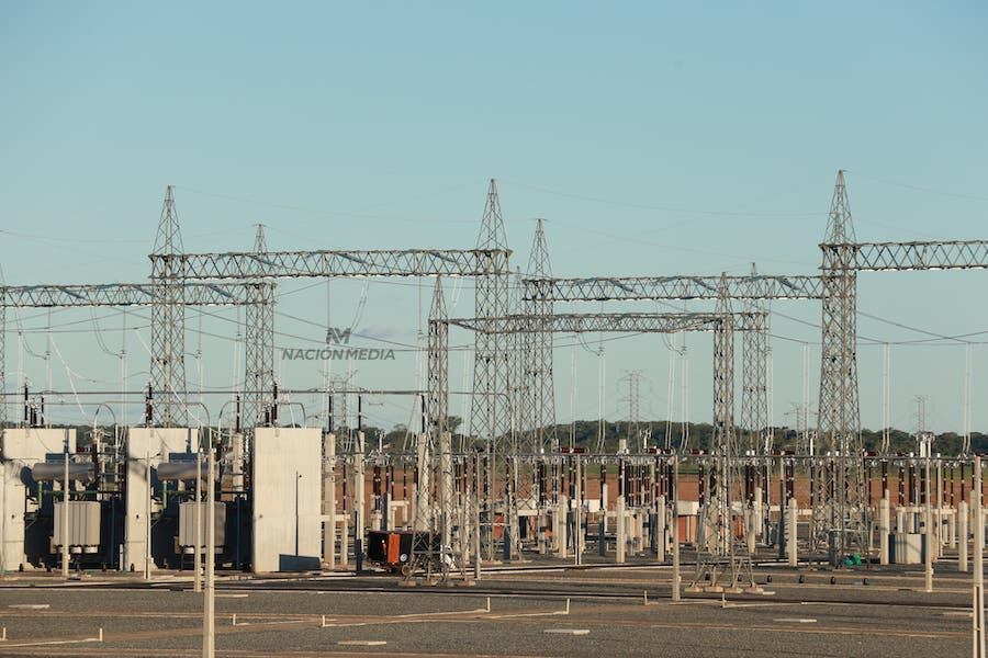 Diputados destacaron lo que representará la nueva subestación de Valenzuela, tanto en la transmisión de energía eléctrica, como en el desarrollo de tres departamentos y la capital. Foto: Jorge Jara