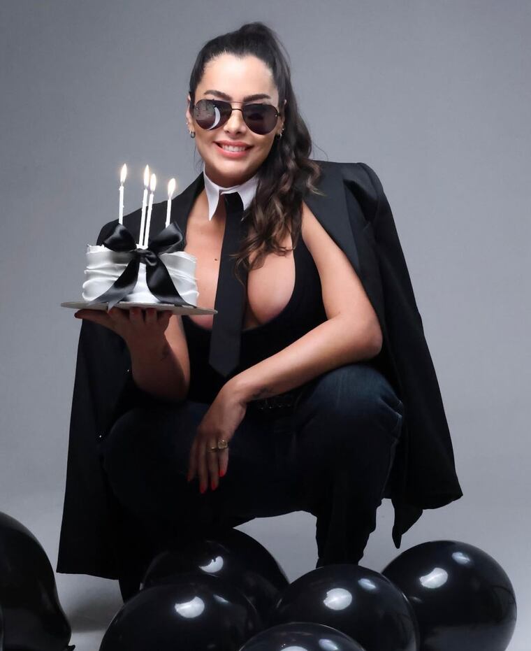 Larissa Riquelme cumplió 41 años. Foto: Instagram - @larissariquelme