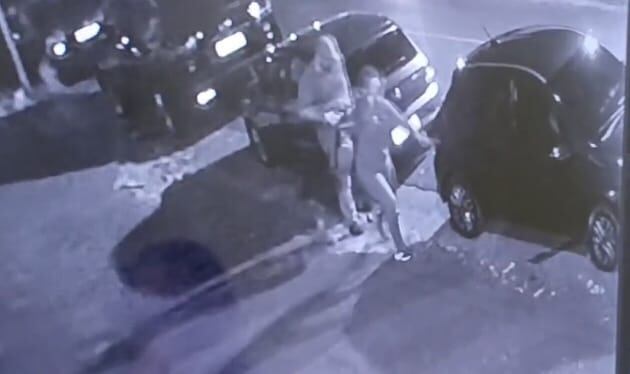 El empresario denunció el robo de dinero y documentos personales de su camioneta que dejó estacionada en la calle, cuando asistió a un evento escolar de su hijo. Una pareja fue vista en el sitio, según el circuito cerrado. Foto: Gentileza