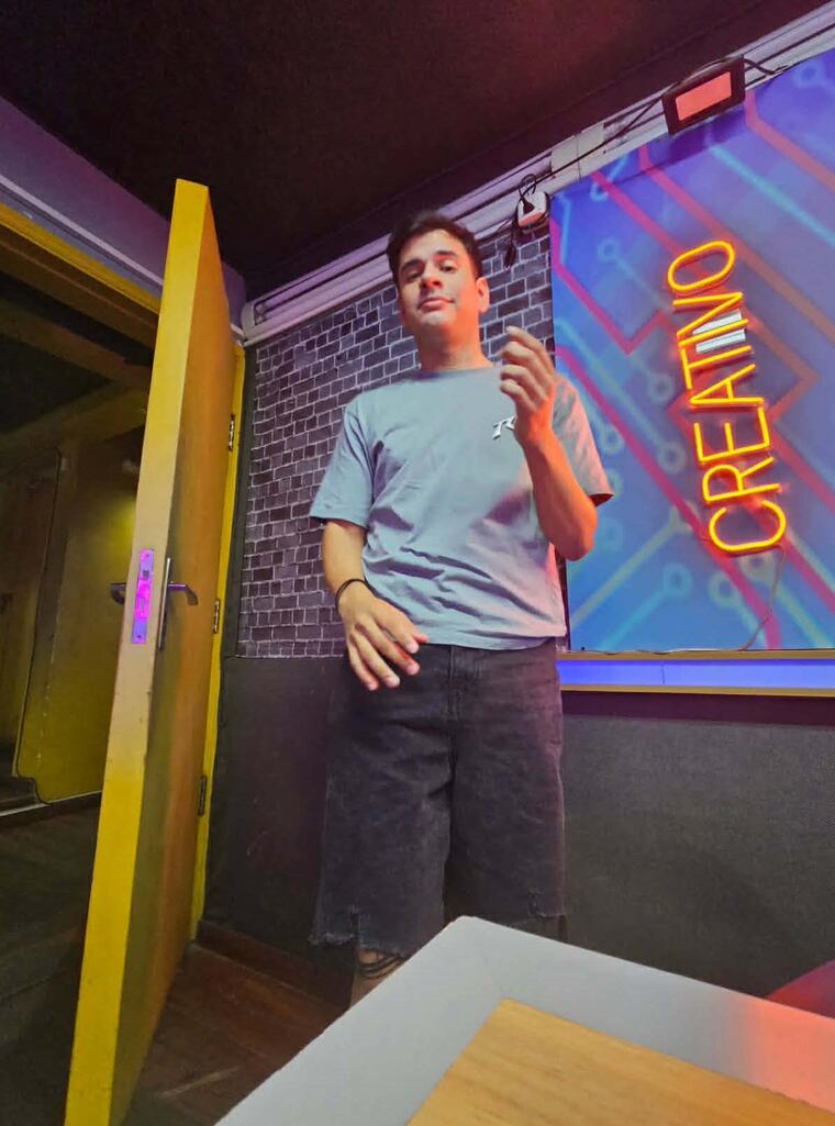 El periodista y presentador de Tv, Sebastián Rodríguez.