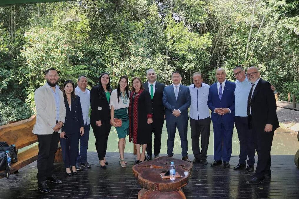Paraguay asumió el compromiso de financiar completamente los costos de construcción del puente, incluyendo la elaboración de los diseños y estudios necesarios. Foto: Gentileza