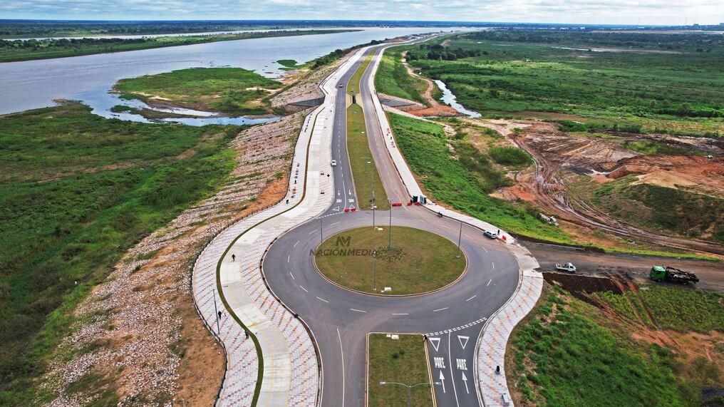 Según el itinerario marcado para la nueva fecha, las actividades comenzarán a las 09:00 con un paseo en bicicleta de 6 kilómetros, a lo largo de la Costanera Sur, que permitirá a los asistentes conocer a fondo la nueva obra. Foto: Carlos Juri