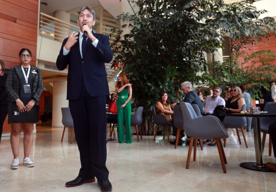 Luis Barboza, gerente general del Sheraton Asunción Hotel. Foto: Mtias Amarilla