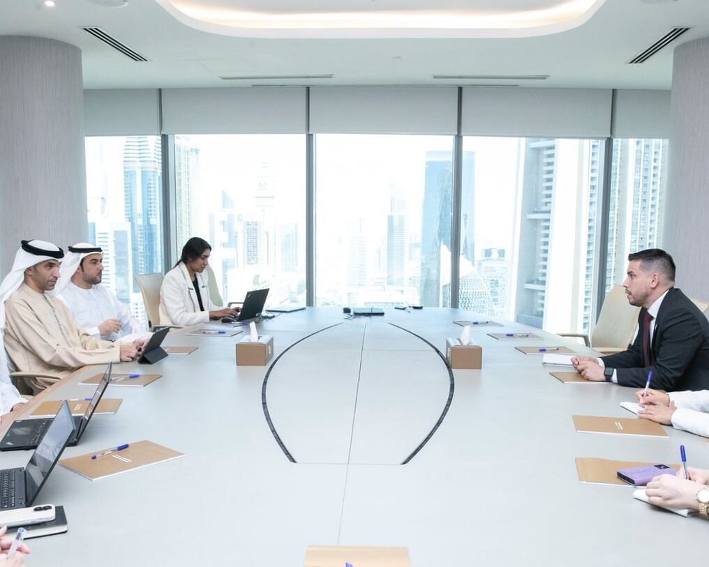 Javier Viveros se reunió con el viceministro de Inversión y el ministro para el Comercio Exterior de Emiratos Árabes Unidos. Foto: Gentileza