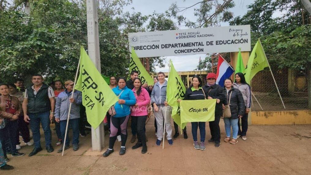Los cargos quedaron vacantes luego de que docentes se jubilaron y se hizo un llamado a nuevos profesores, pero que están trabajando ad honorem. Foto: Ángel Flecha