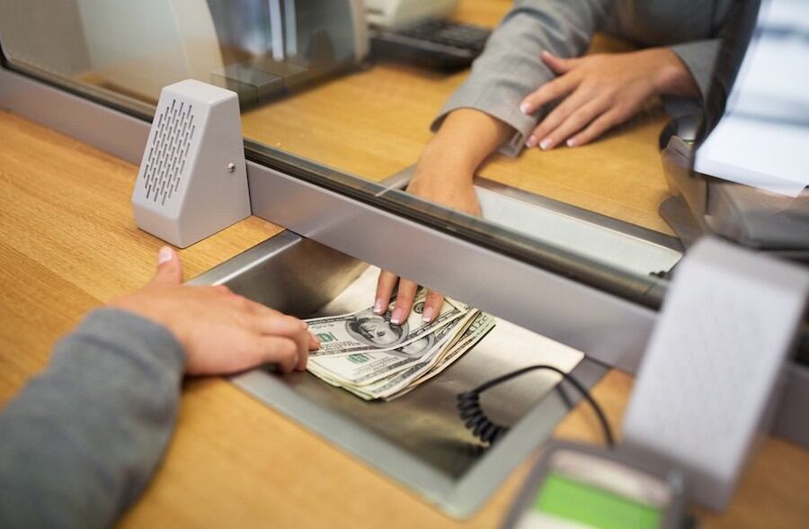 El dólar se mantiene fuerte en línea con lo que espera el mercado, tras la postergación de los recortes de tasas por parte de la FED. Foto: Archivo