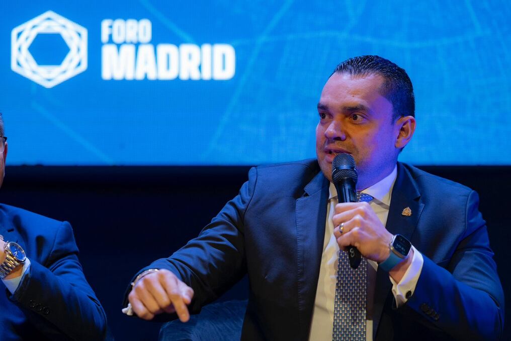 Zambrano visitó Paraguay en el marco del Foro Madrid. Foto: Gentileza 