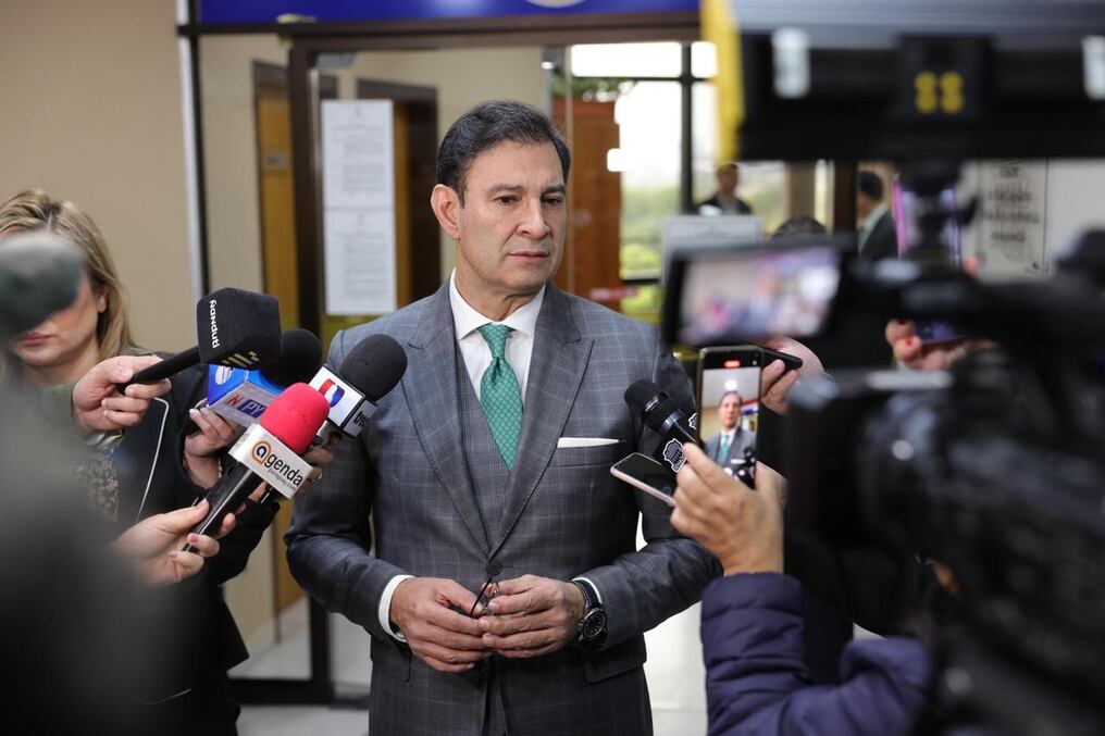 El senador Silvio Ovelar señaló que de acuerdo a las tendencias la victoria de Nicolás Maduro en las elecciones del pasado domingo fue a todas luces un fraude al pueblo venezolano. Foto: Gentileza