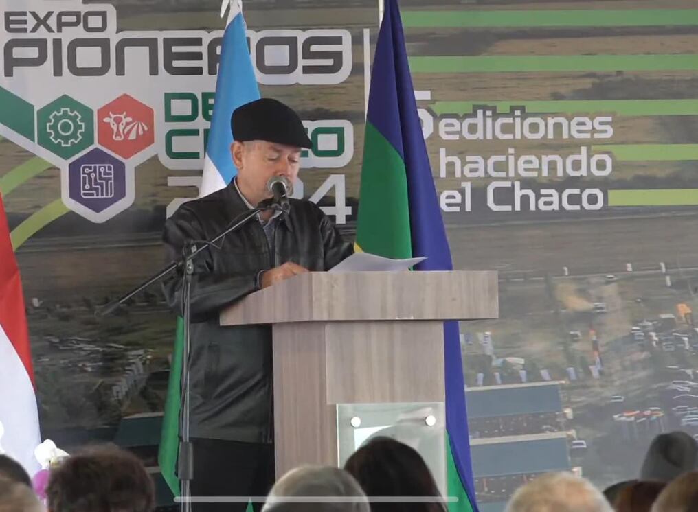 El gobernador Harold Bergen pidió el apoyo del gobierno para la realización del Foro de la Bioceánica. Foto: Gentileza